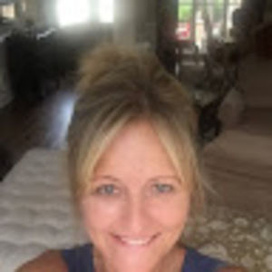 Meet your Posher, Julie